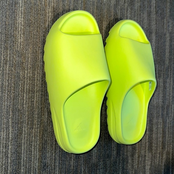 Adidas Yeezy Glow Green Slides. Size US 12. - Picture 3 of 5